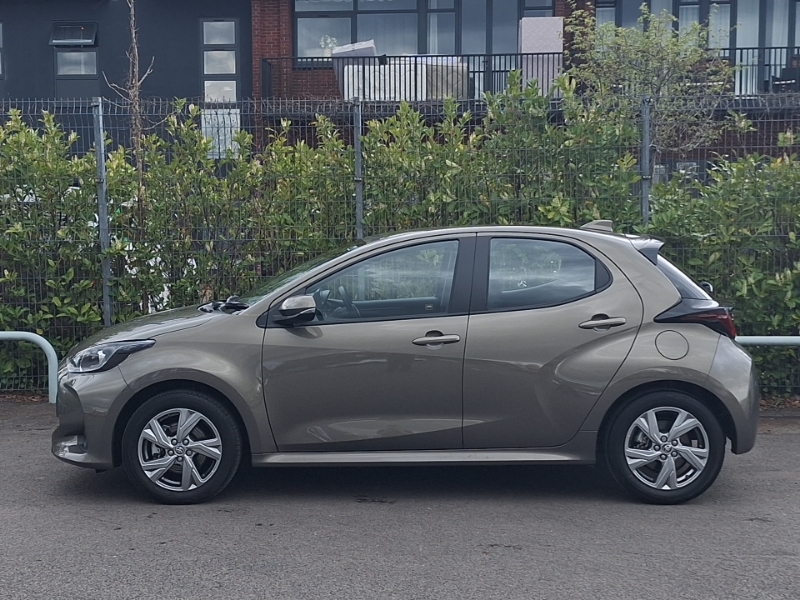 Toyota Yaris 1.5 Hybrid Icon Cvt SK74HJO Brown #4