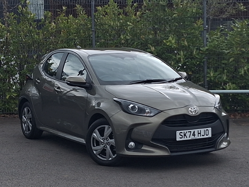Toyota Yaris 1.5 Hybrid Icon Cvt Brown