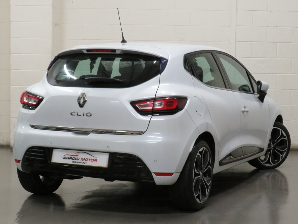Renault Clio Hatchback 1.5 Dci Dynamique S Nav Euro 6 Ss GD18WTF White #3