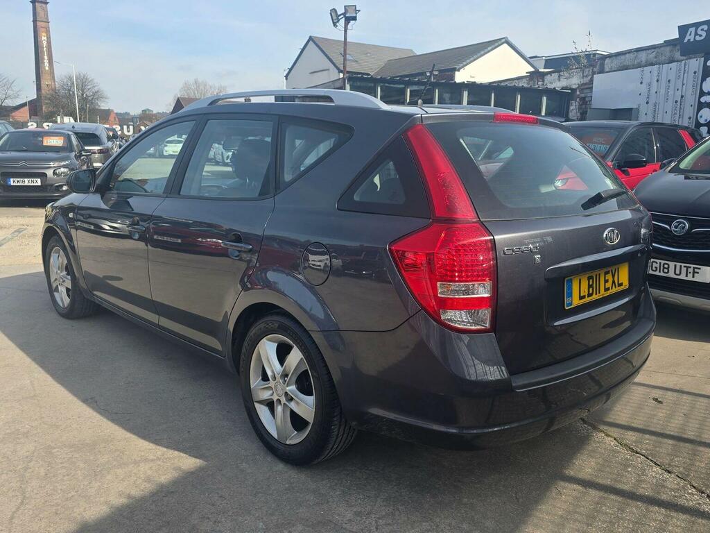 Kia Ceed 1.6 2 Sports Wagon Euro 5 201111 Grey #5