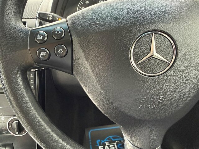 Mercedes-Benz A Class 1.5 A150 Elegance Se Cvt Blue #32