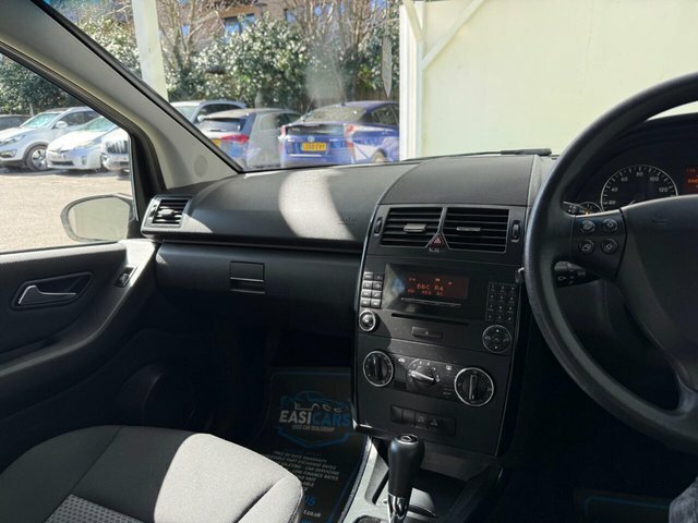 Mercedes-Benz A Class 1.5 A150 Elegance Se Cvt Blue #46