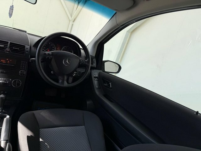 Mercedes-Benz A Class 1.5 A150 Elegance Se Cvt Blue #36