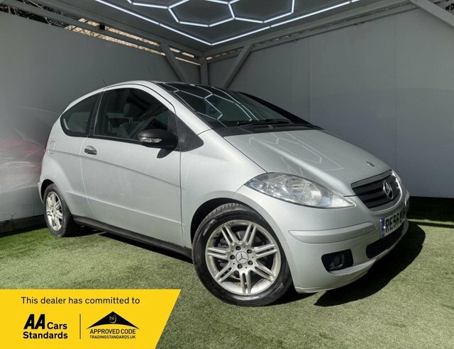 Mercedes-Benz A Class 1.5 A150 Elegance Se Cvt Blue #1