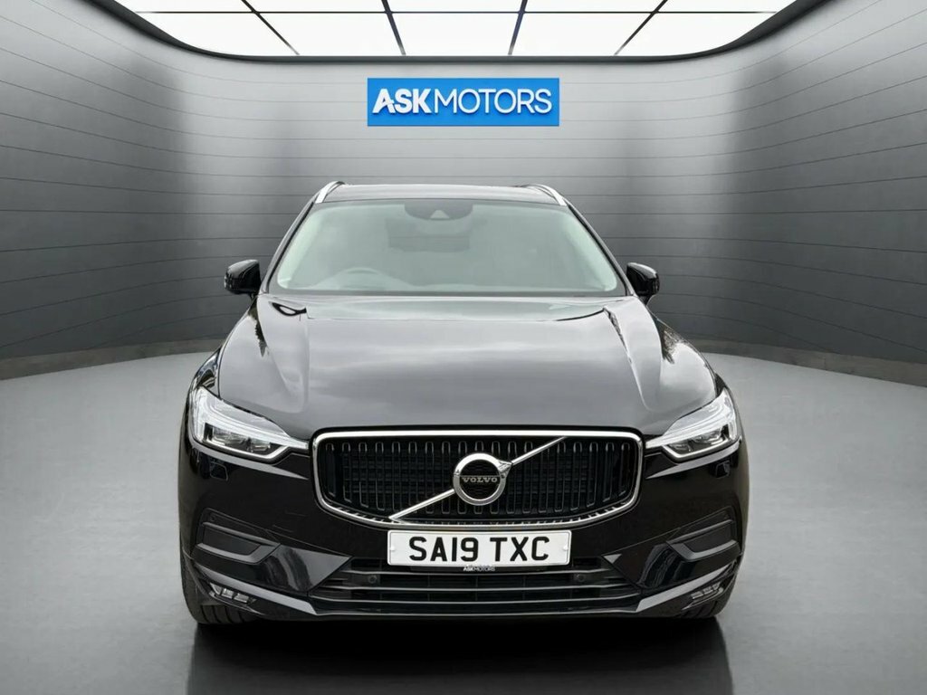 Volvo XC60 2L Momentum Pro Black #3