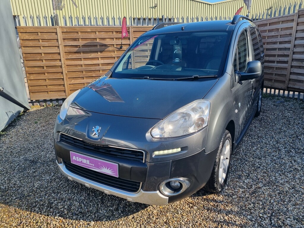 Peugeot Partner Tepee Mpv 1.6 Hdi Tepee Outdoor 2014 Grey
