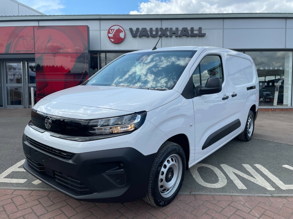 Vauxhall Combo XL Prime Crew 2300 1.5Td 100Ps With Spare Wheel White