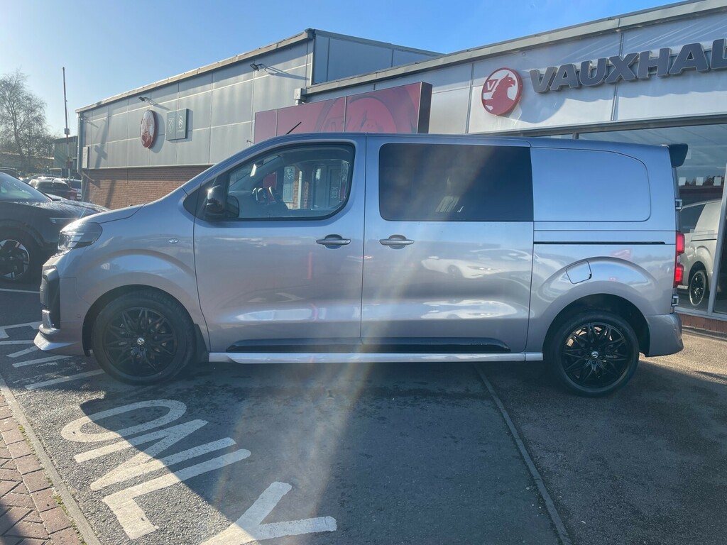 Vauxhall Vivaro Gs Doublecab 2.0Td 180Ps FH75YLY Grey #2