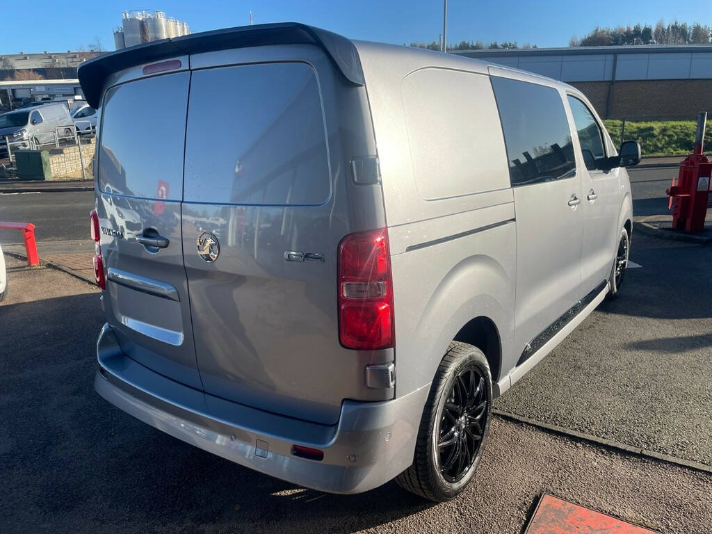 Vauxhall Vivaro Gs Doublecab 2.0Td 180Ps FH75YLY Grey #5