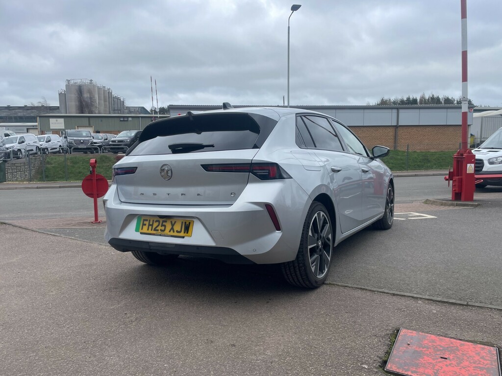 Vauxhall Astra Griffin 54Kwh 156Ps FH25XJW Silver #5