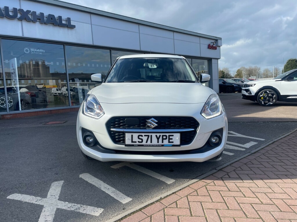 Suzuki Swift Sz-t 1.2 Dualjet Mhev 83Ps Cvt White #2