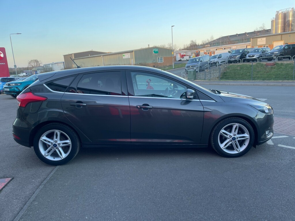 Ford Focus Zetec Edition 1.0T 125Ps Ecoboost VX67ZKO Grey #4