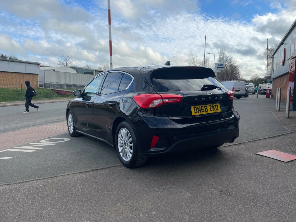 Ford Focus Titanium 1.0T 125Ps Ecoboost DN68ZKO Black #2