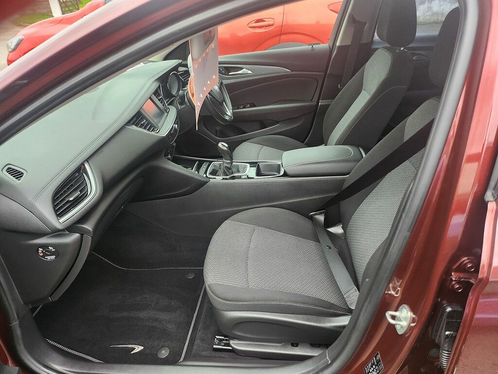 Vauxhall Insignia Grand Sport Design 1.5 140Ps Turbo Ecotec Red #6