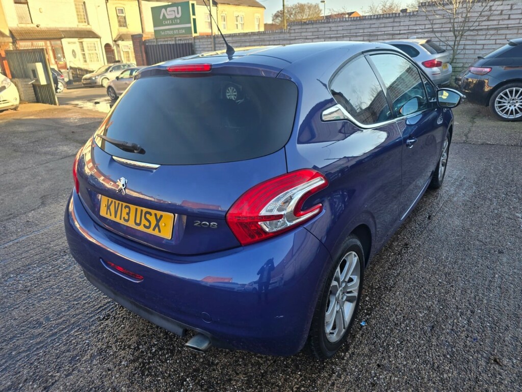 Peugeot 208 Hatchback 1.4 Vti Allure 201313 Blue #3