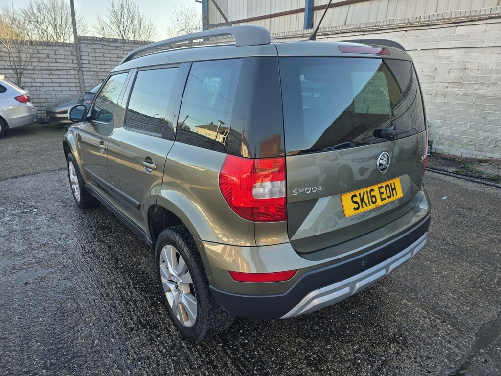 Skoda Yeti Suv 1.2 Tsi Se L 201616 SK16EOH Green #5