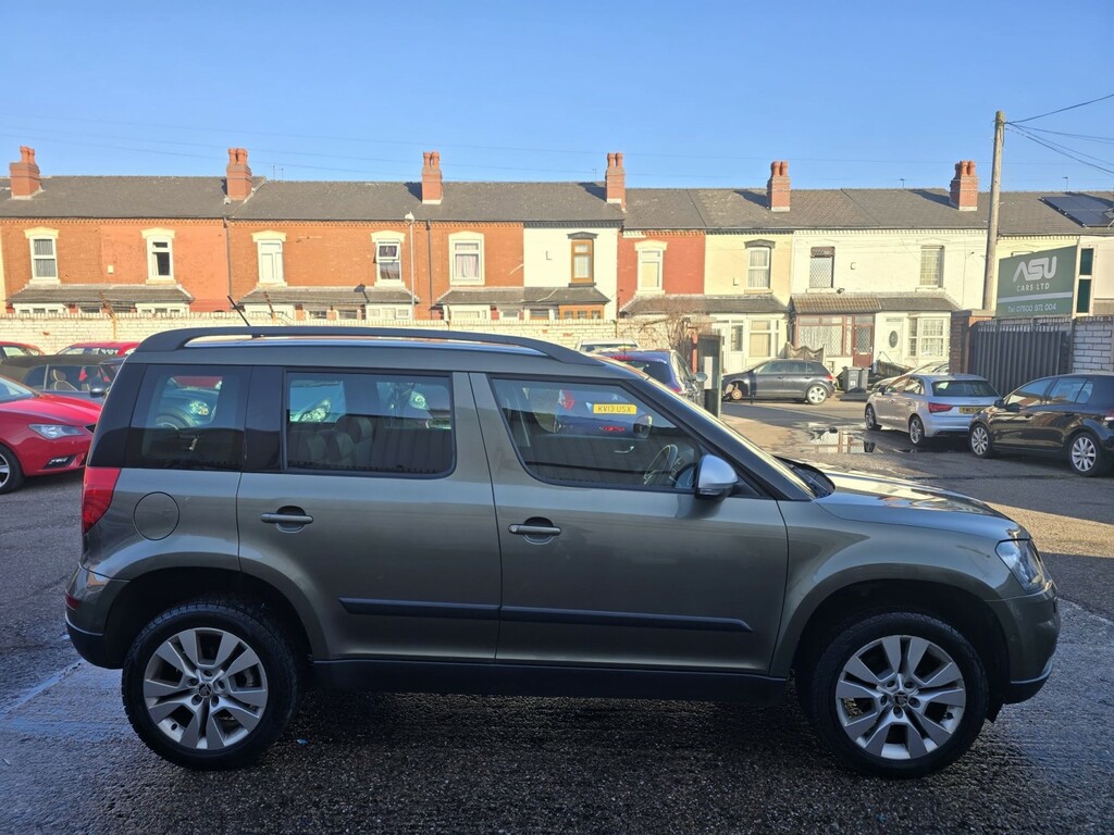 Skoda Yeti Suv 1.2 Tsi Se L 201616 SK16EOH Green #2