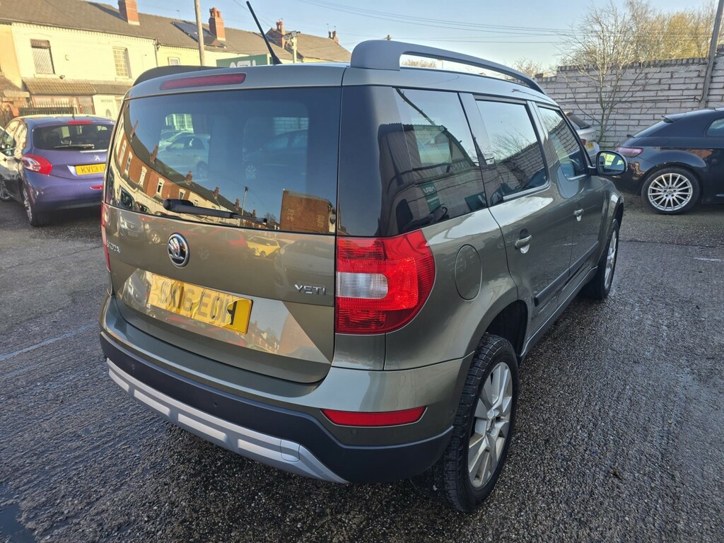 Skoda Yeti Suv 1.2 Tsi Se L 201616 SK16EOH Green #3