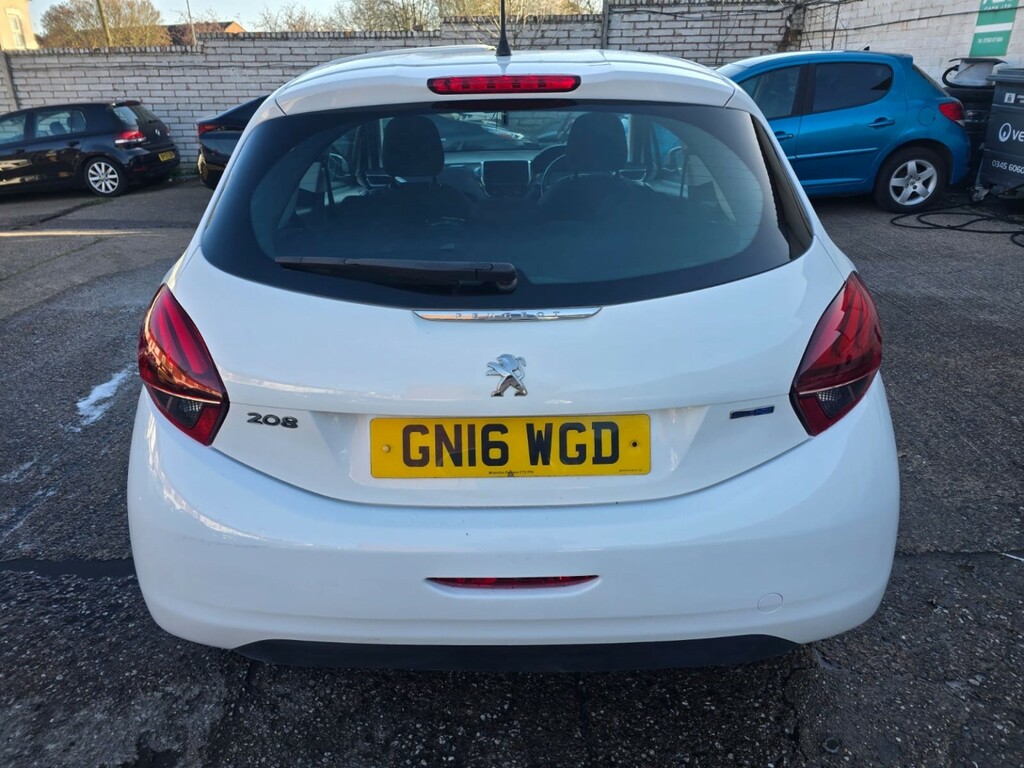 Peugeot 208 Hatchback 1.6 Bluehdi Active Euro 6 201616 GN16WGD White #4