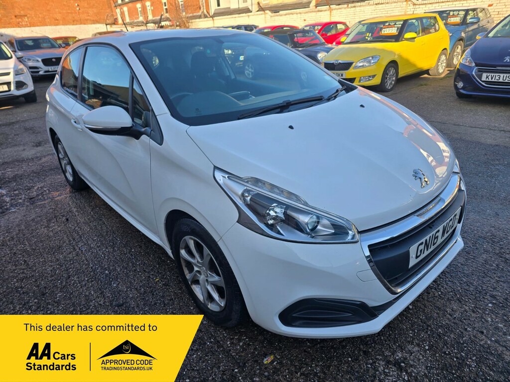 Peugeot 208 Hatchback 1.6 Bluehdi Active Euro 6 201616 GN16WGD White