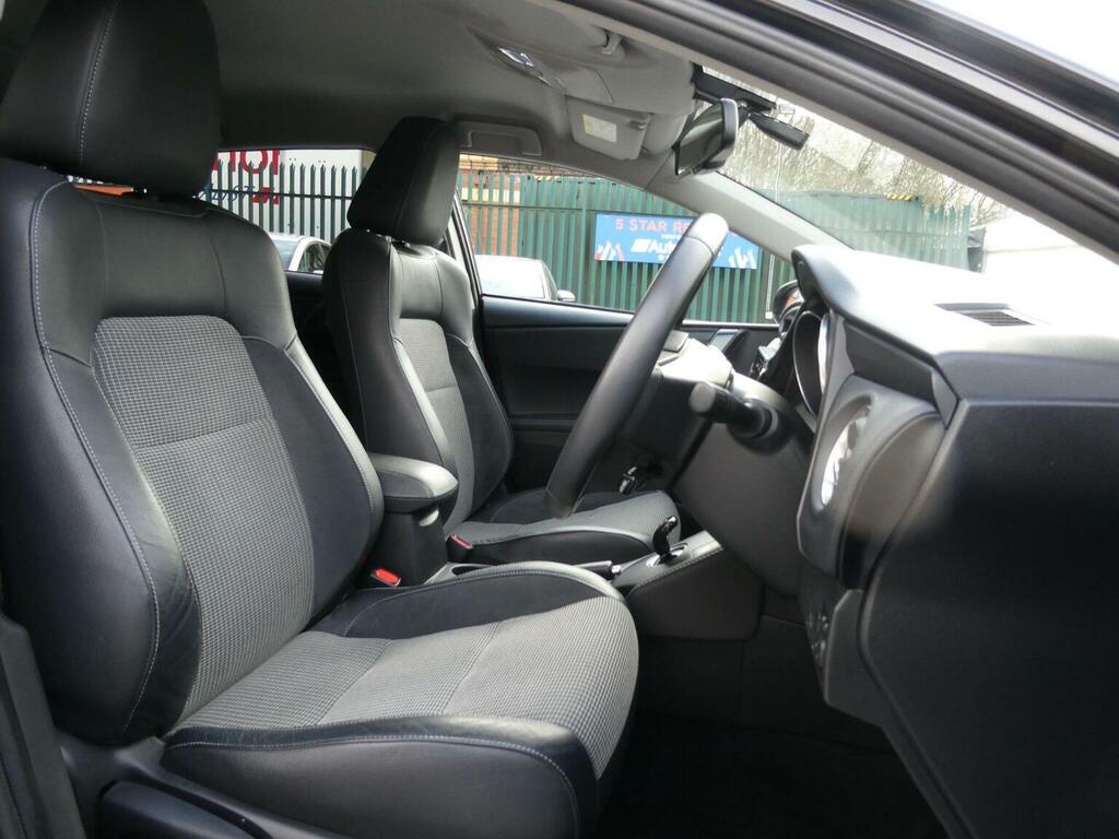 Toyota Auris Hatchback 1.8 Vvt-h Excel Cvt Euro 6 Ss 20 Black #4