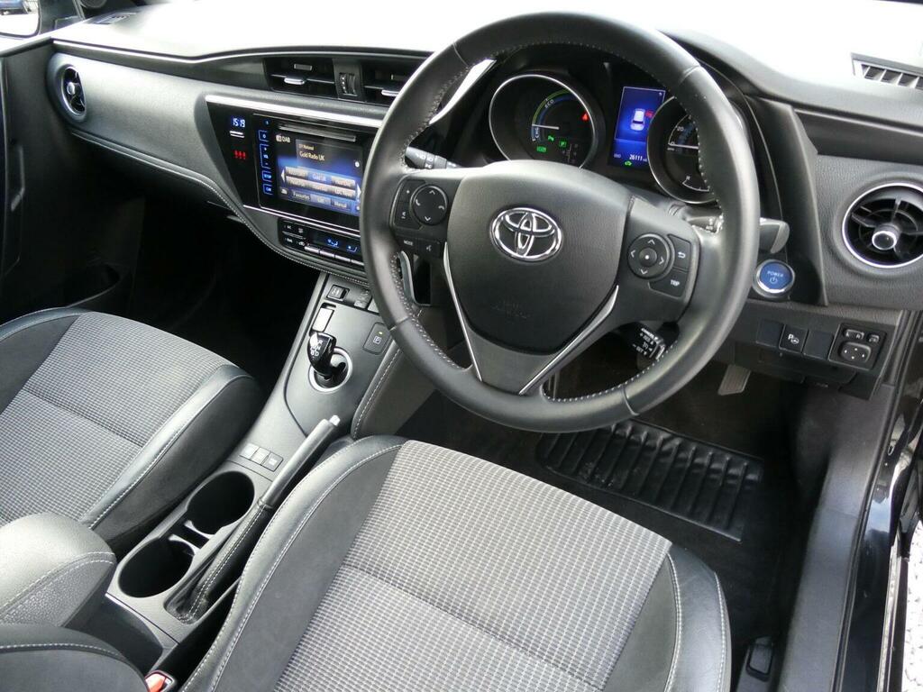 Toyota Auris Hatchback 1.8 Vvt-h Excel Cvt Euro 6 Ss 20 Black #2