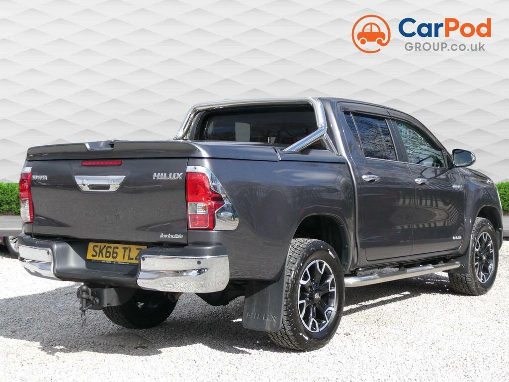 Toyota HILUX Pickup 2.4 D-4d Invincible X 4Wd Euro 6 Grey #3