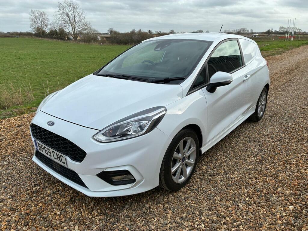 Ford Fiesta Car Derived Van 1.5 Tdci Sport Euro 6 Ss 2 BP69CNC White #3