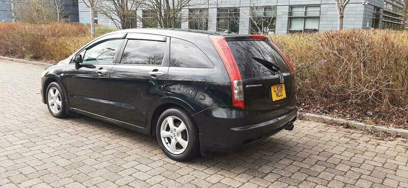 Honda Stream 1.8L 7 Seater Black #4