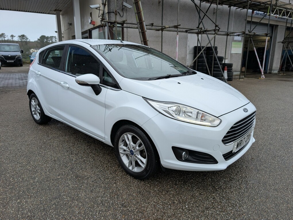 Ford Fiesta 1.25 Zetec WR17ZXH White #2