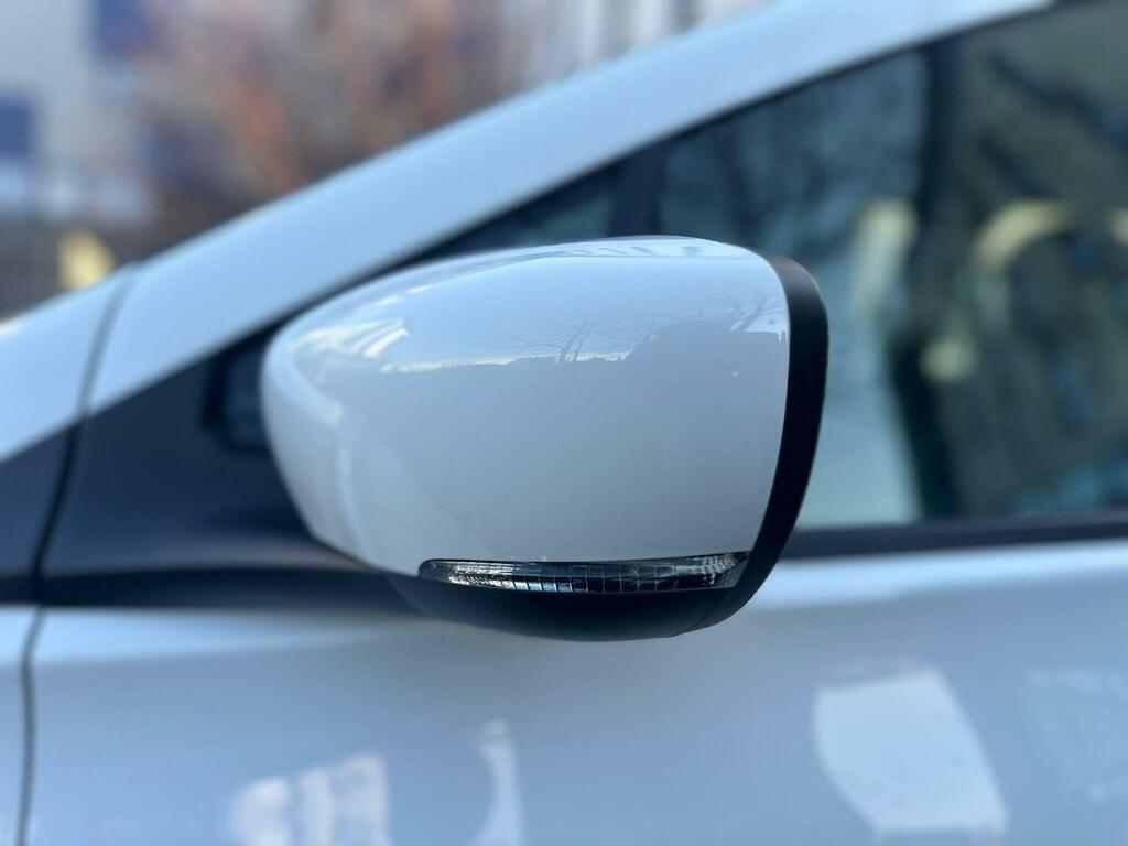 Renault Zoe R110 Ev50 52Kwh Se Rapid Charge WV72VJJ White #6