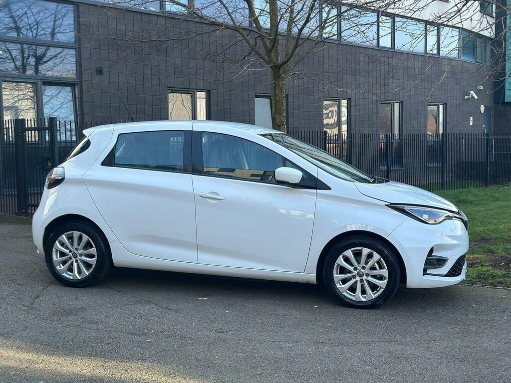 Renault Zoe R110 Ev50 52Kwh Se Rapid Charge WV72VJJ White #4