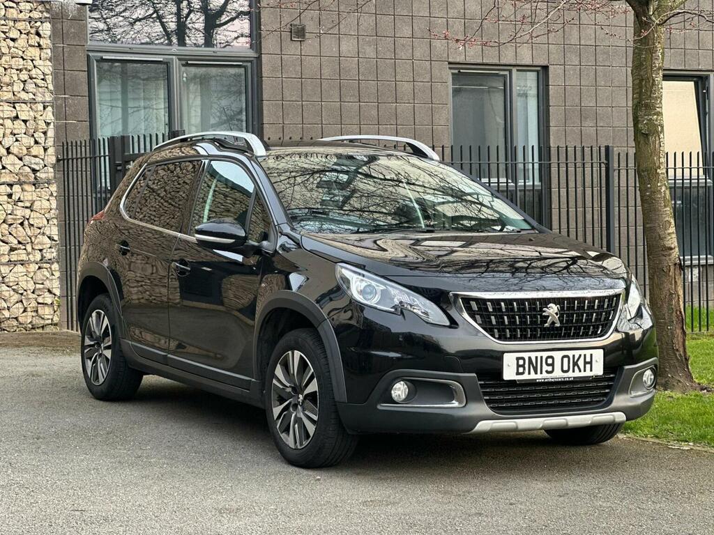 Peugeot 2008 1.2 Puretech Allure Premium Euro 6 S S Black