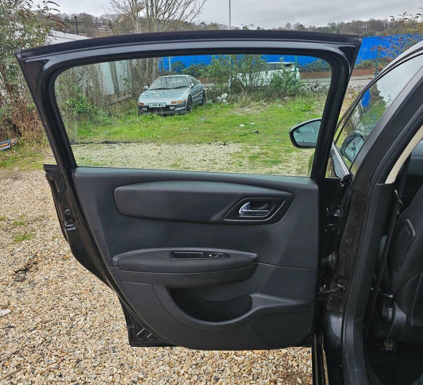 Citroen C4 1.6 Hdi Silver #30