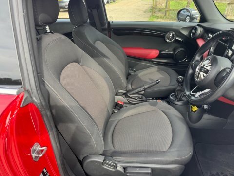 Mini Hatch 1.5 Cooper Euro BJ65KWY Red #2