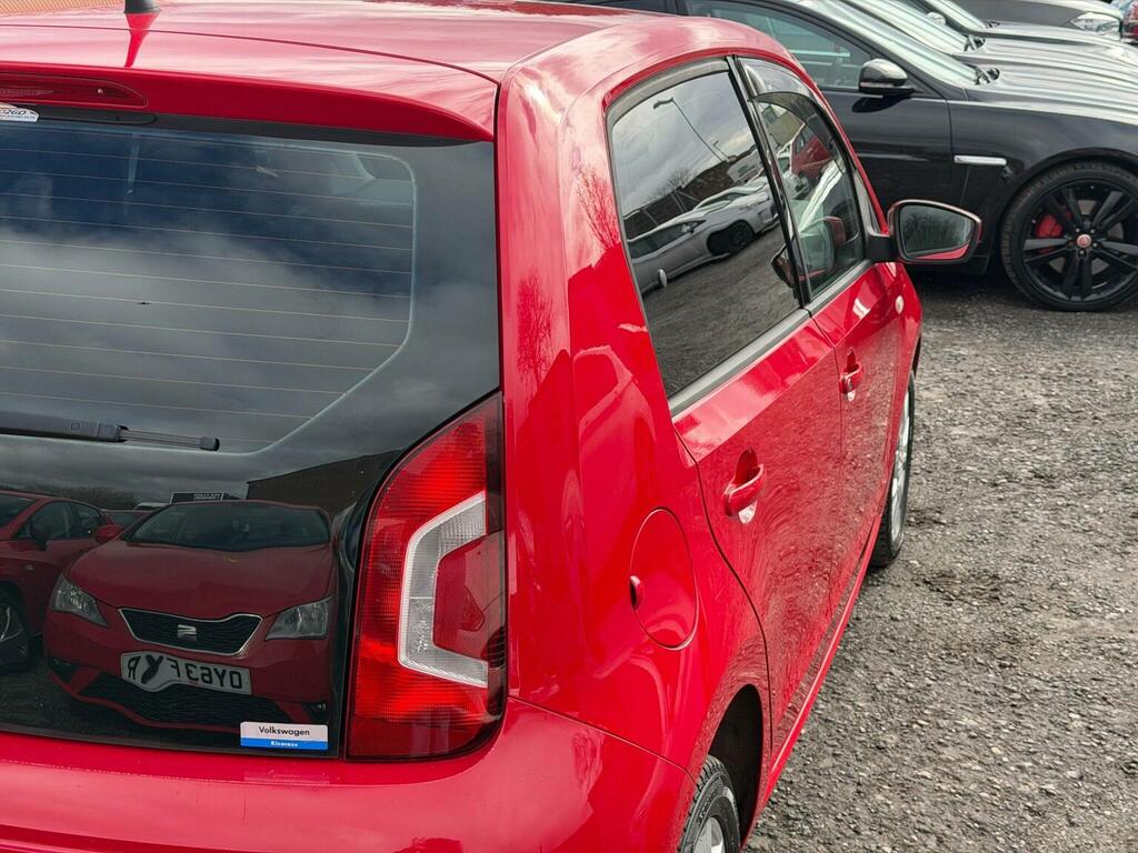 Volkswagen Up Hatchback 1.0 Move Up Hatchback Asg Eu MX15UME Red #4
