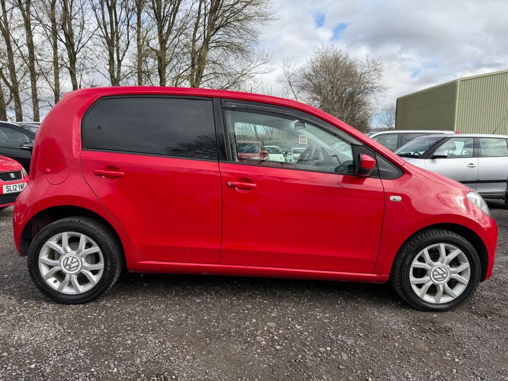 Volkswagen Up Hatchback 1.0 Move Up Hatchback Asg Eu MX15UME Red #3