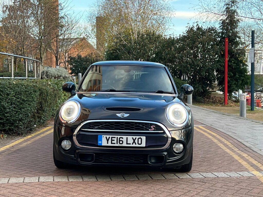 Mini Hatch 2.0 Cooper S Euro 6 Ss YE16LXO Black #5