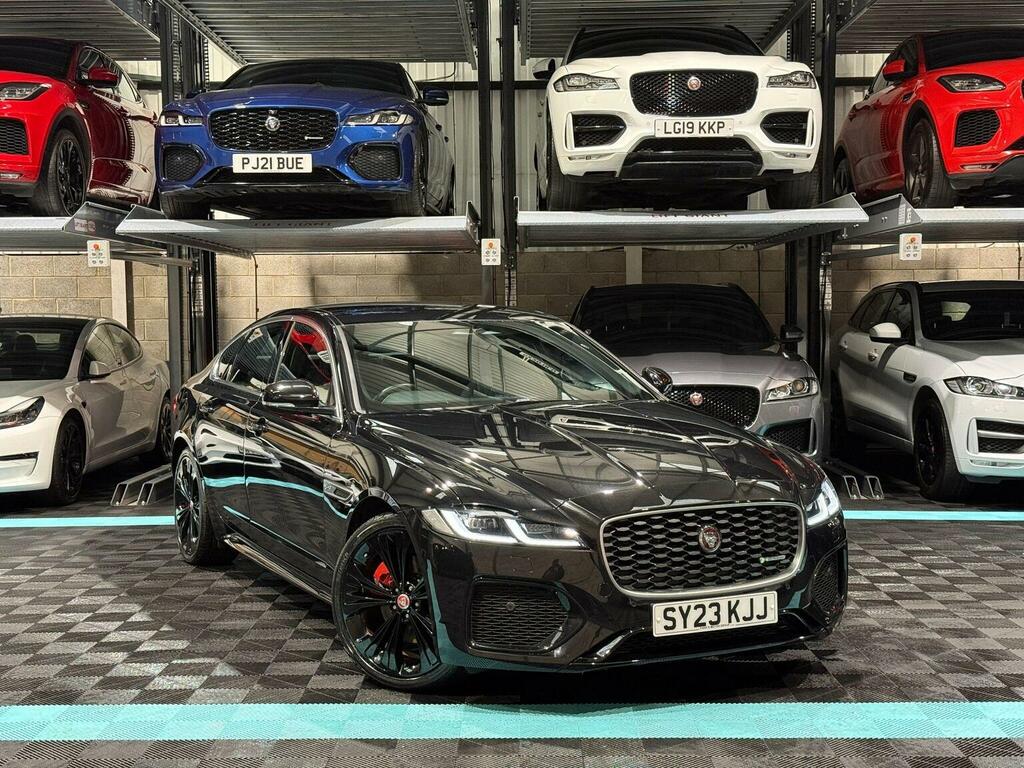 Jaguar XF Saloon 2.0 D200 Mhev R-dynamic Se Euro 6 Ss Black