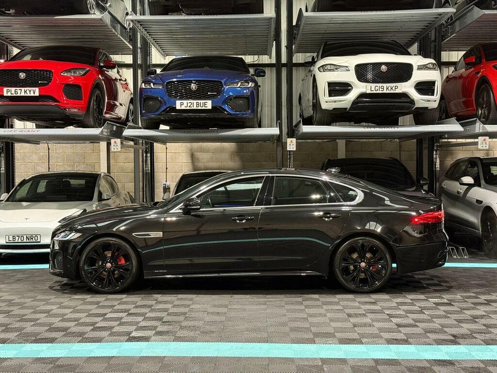 Jaguar XF Saloon 2.0 D200 Mhev R-dynamic Se Euro 6 Ss Black #4