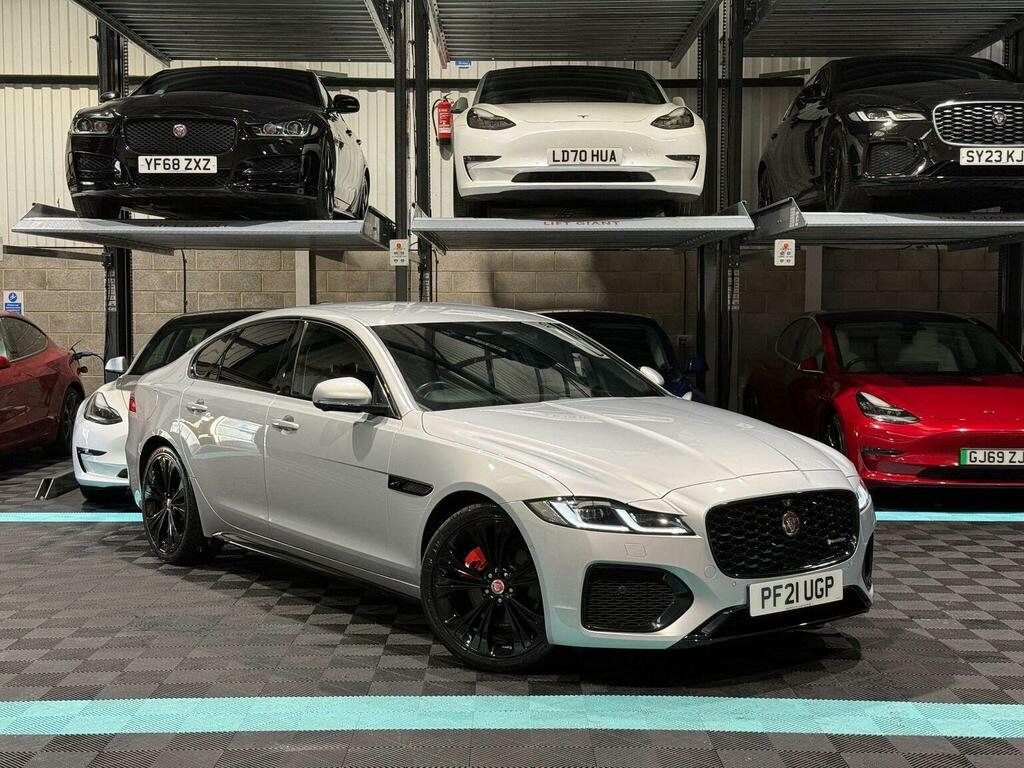 Jaguar XF Saloon 2.0 D200 Mhev R-dynamic Se Euro 6 Ss Silver