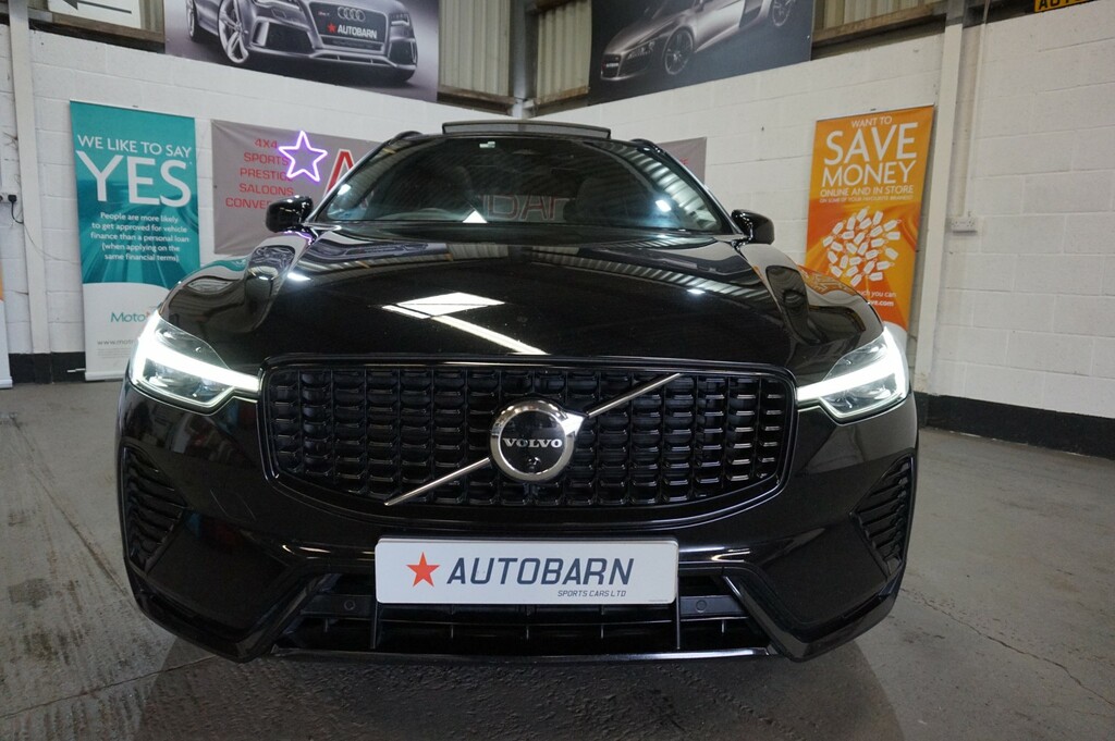 Volvo XC60 Suv 2.0 R-design B4 Awd 197Hp 202222 AO22YGM Black #4