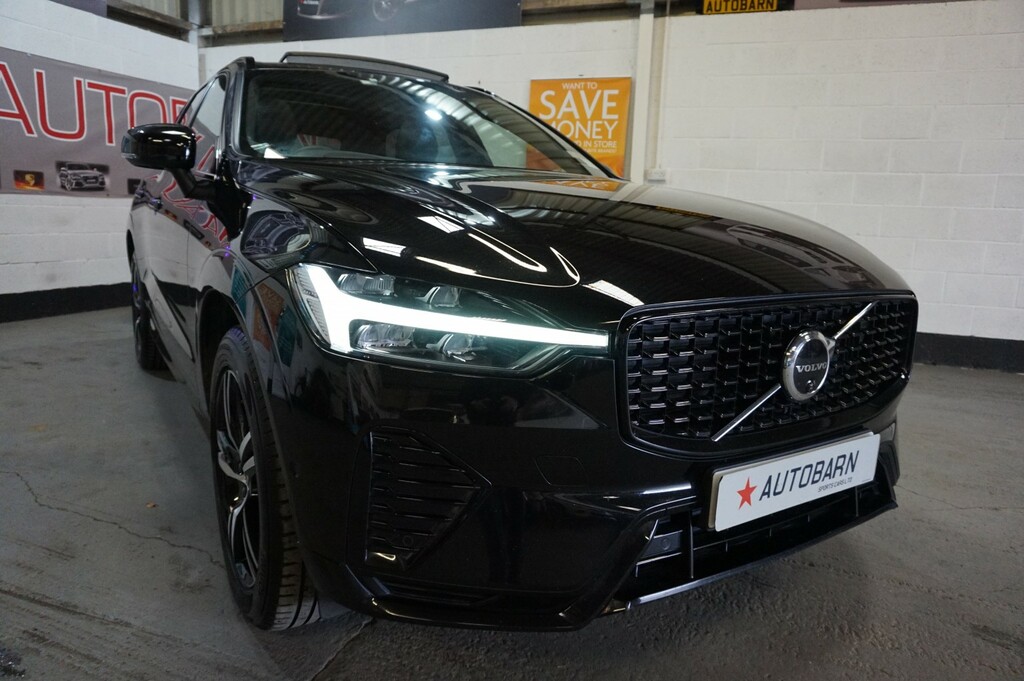 Volvo XC60 Suv 2.0 R-design B4 Awd 197Hp 202222 AO22YGM Black #3