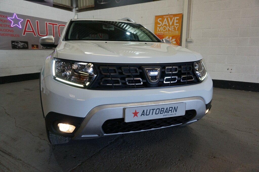 Dacia Duster Suv 1.6 Comfort Sce 115 4X2 My18 201868 HG68JGF White #4