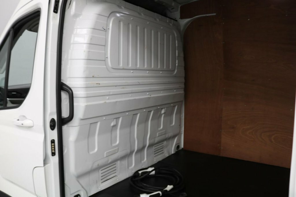 Maxus eDeliver 9 88.5Kwh Panel Van Fwd L3 H3 204 White #14