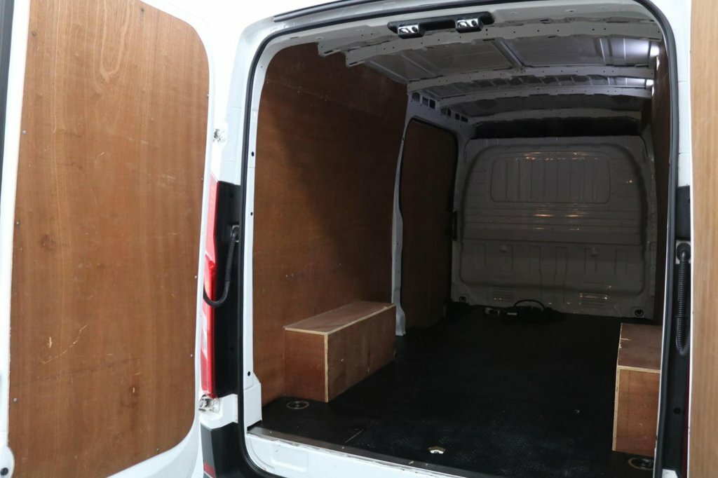 Maxus eDeliver 9 88.5Kwh Panel Van Fwd L3 H3 204 White #17