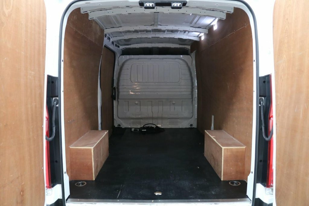 Maxus eDeliver 9 88.5Kwh Panel Van Fwd L3 H3 204 White #18