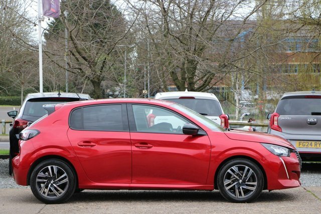Peugeot 208 1.2 Puretech Allure Premium Hatchback KK23BVX Red #2