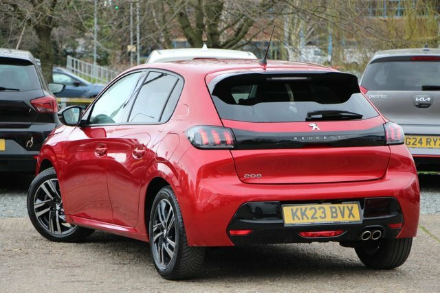 Peugeot 208 1.2 Puretech Allure Premium Hatchback KK23BVX Red #5