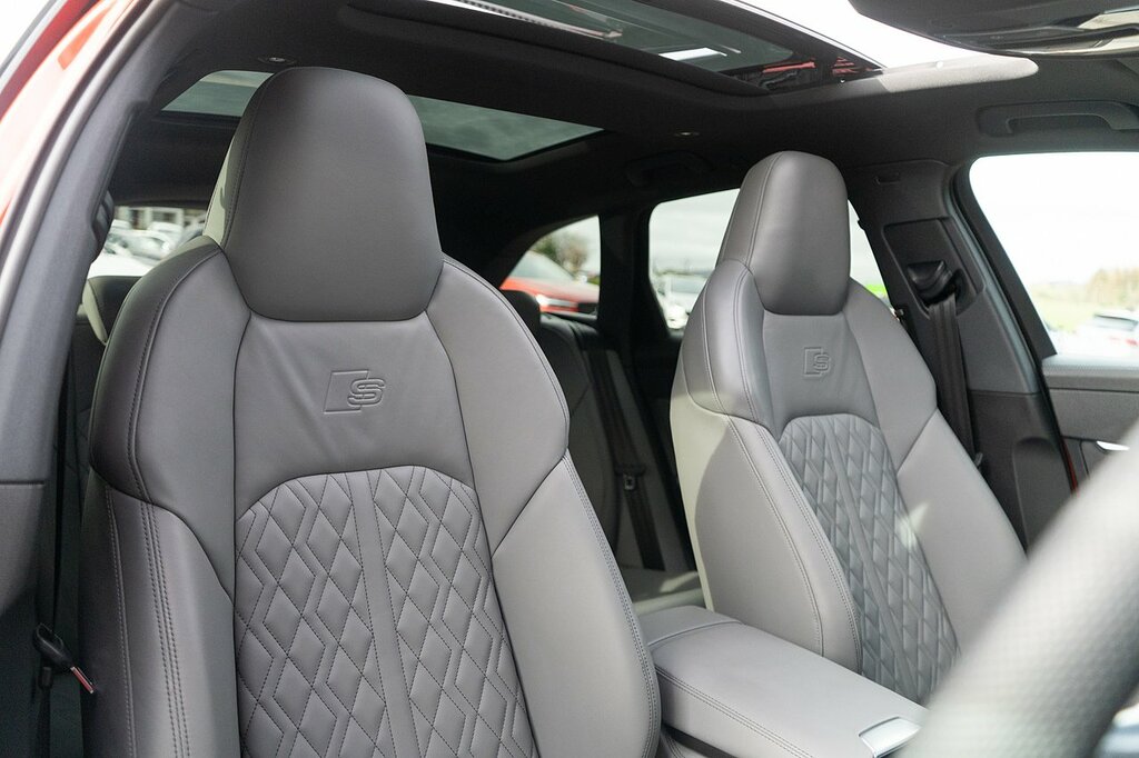 Audi S6 Avant Tdi V6 Black Edition Red #5
